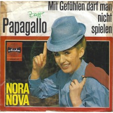 NORA NOVA - Papagallo